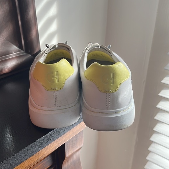 Cole Haan Grand Series Sneaker - 10.5 - Picture 3 of 4